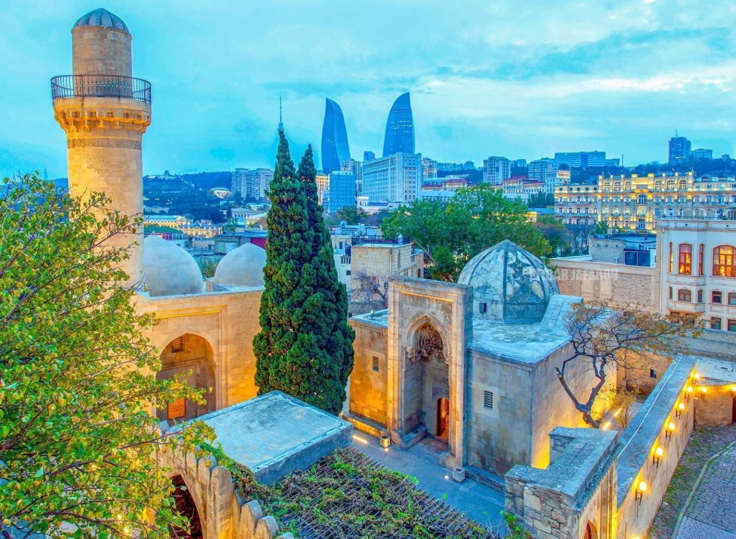 R Studios Old Baku Exteriér fotografie